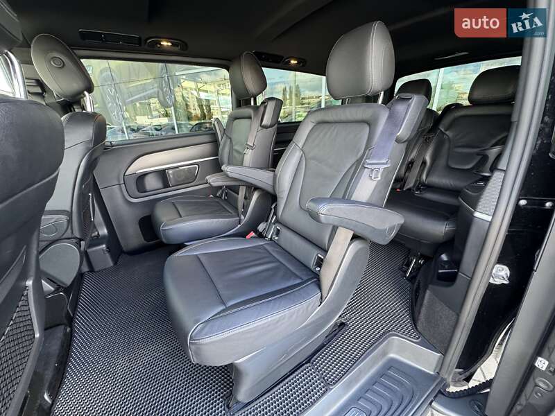 Минивэн Mercedes-Benz V-Class 2021 в Киеве