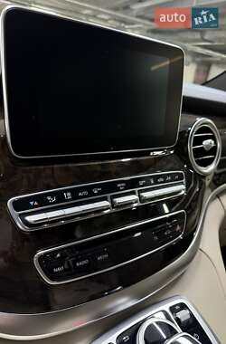 Минивэн Mercedes-Benz V-Class 2019 в 
