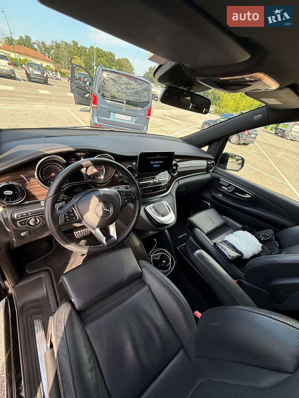 Мінівен Mercedes-Benz V-Class 2023 в Києві