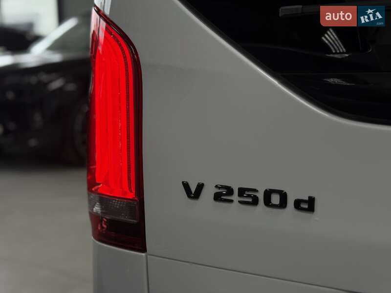 Минивэн Mercedes-Benz V-Class 2015 в Тернополе