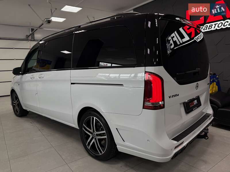 Минивэн Mercedes-Benz V-Class 2015 в Тернополе