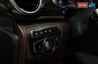 Минивэн Mercedes-Benz V-Class 2015 в 