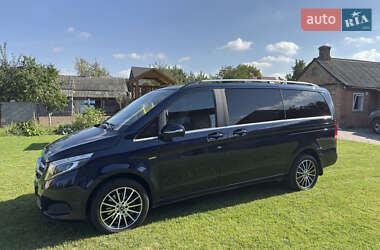 Mercedes-Benz V-Class 2016
