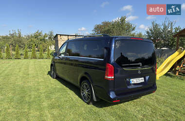 Минивэн Mercedes-Benz V-Class 2016 в 