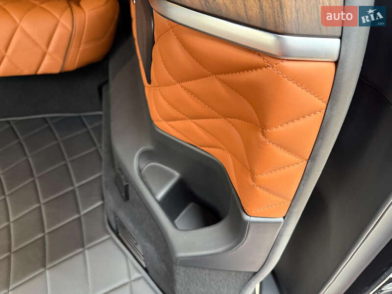 Минивэн Mercedes-Benz V-Class 2021 в Киеве фото 14 Минивэн Mercedes-Benz V-Class 2021 в Киеве