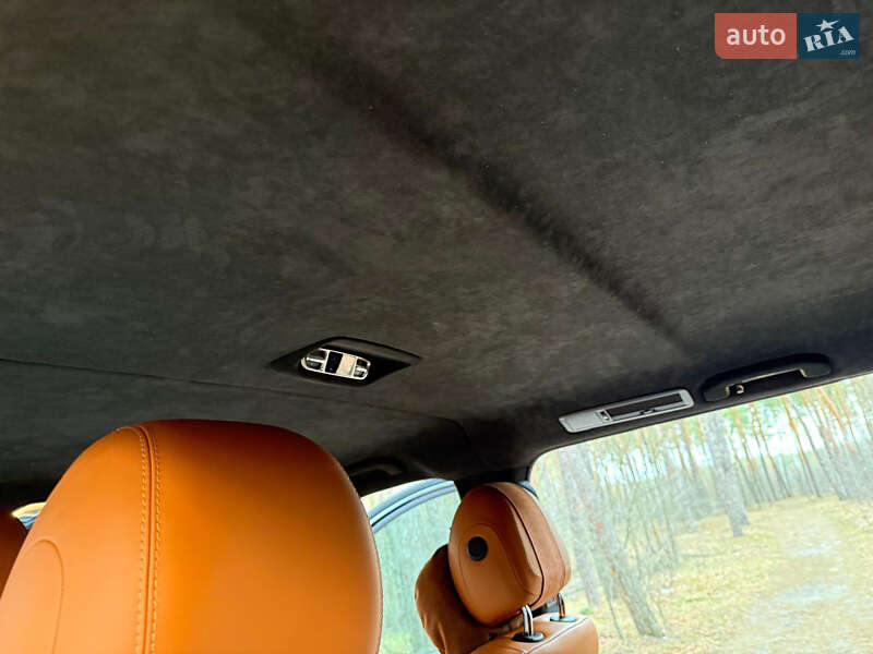 Минивэн Mercedes-Benz V-Class 2021 в Киеве фото 19 Минивэн Mercedes-Benz V-Class 2021 в Киеве