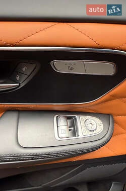 Мінівен Mercedes-Benz V-Class 2021 в 
