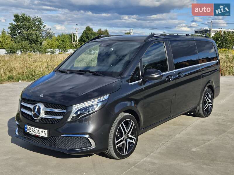 Минивэн Mercedes-Benz V-Class 2020 в 