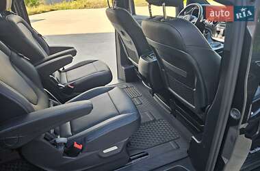 Минивэн Mercedes-Benz V-Class 2020 в 