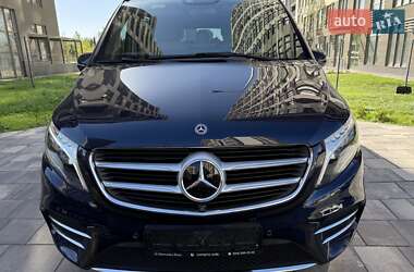 Минивэн Mercedes-Benz V-Class 2019 в 