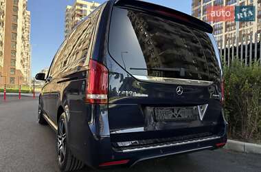 Минивэн Mercedes-Benz V-Class 2019 в 
