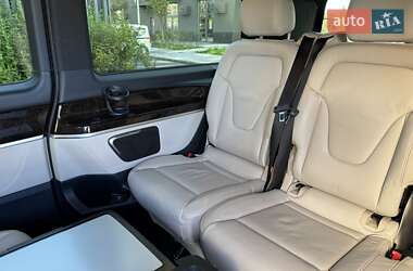 Минивэн Mercedes-Benz V-Class 2019 в 