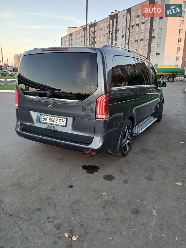 Минивэн Mercedes-Benz V-Class 2014 в Ровно