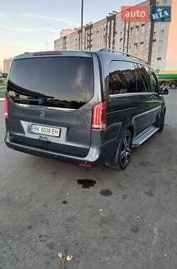 Минивэн Mercedes-Benz V-Class 2014 в 