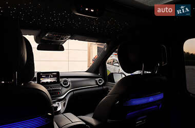 Минивэн Mercedes-Benz V-Class 2016 в 