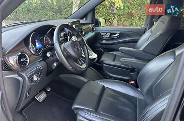 Минивэн Mercedes-Benz V-Class 2023 в 