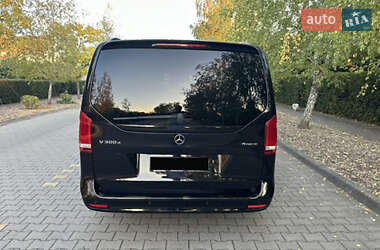 Минивэн Mercedes-Benz V-Class 2023 в 