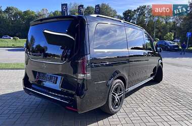Минивэн Mercedes-Benz V-Class 2024 в 