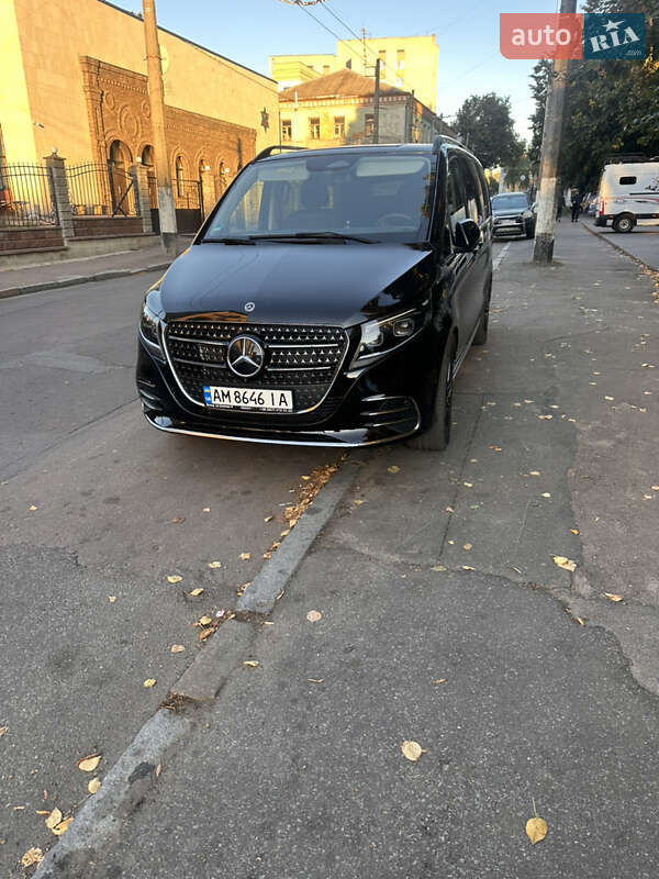 Минивэн Mercedes-Benz V-Class 2024 в Житомире