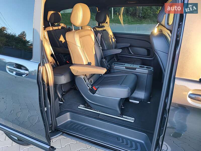 Минивэн Mercedes-Benz V-Class 2021 в Черновцах