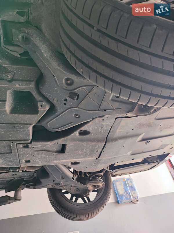 Минивэн Mercedes-Benz V-Class 2021 в Черновцах