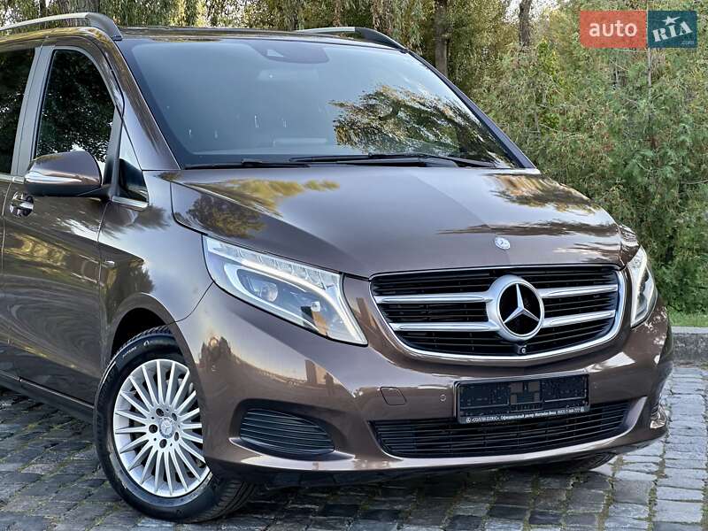 Мінівен Mercedes-Benz V-Class 2016 в Києві