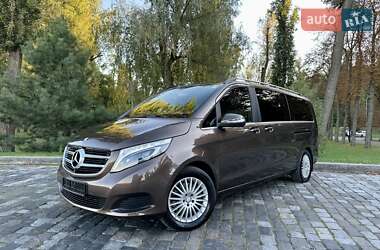 Минивэн Mercedes-Benz V-Class 2016 в 