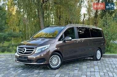 Минивэн Mercedes-Benz V-Class 2016 в 