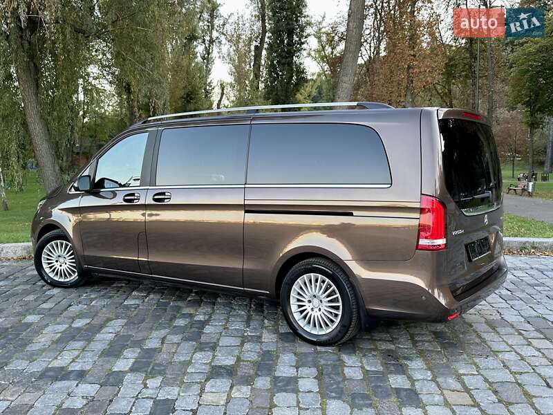 Мінівен Mercedes-Benz V-Class 2016 в Києві