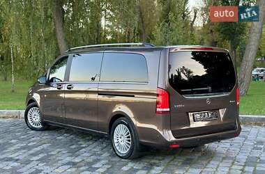 Минивэн Mercedes-Benz V-Class 2016 в 