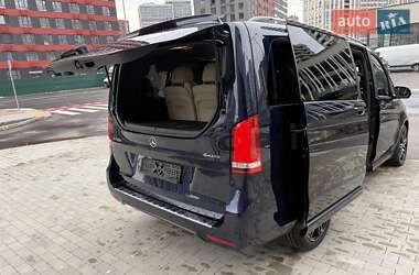 Минивэн Mercedes-Benz V-Class 2018 в 