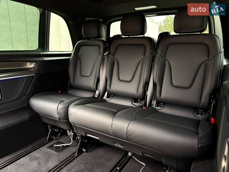 Минивэн Mercedes-Benz V-Class 2025 в Киеве