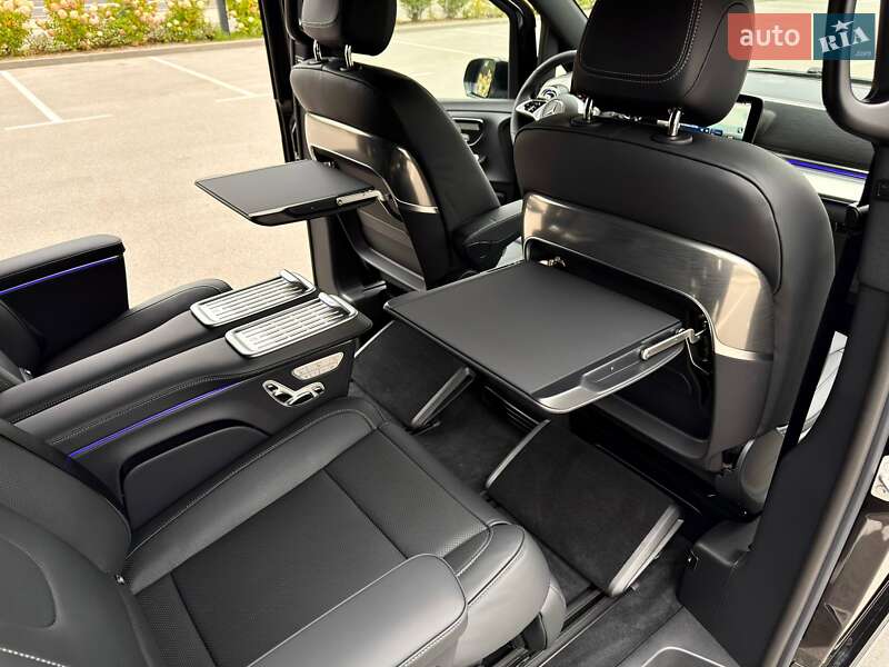 Минивэн Mercedes-Benz V-Class 2025 в Киеве