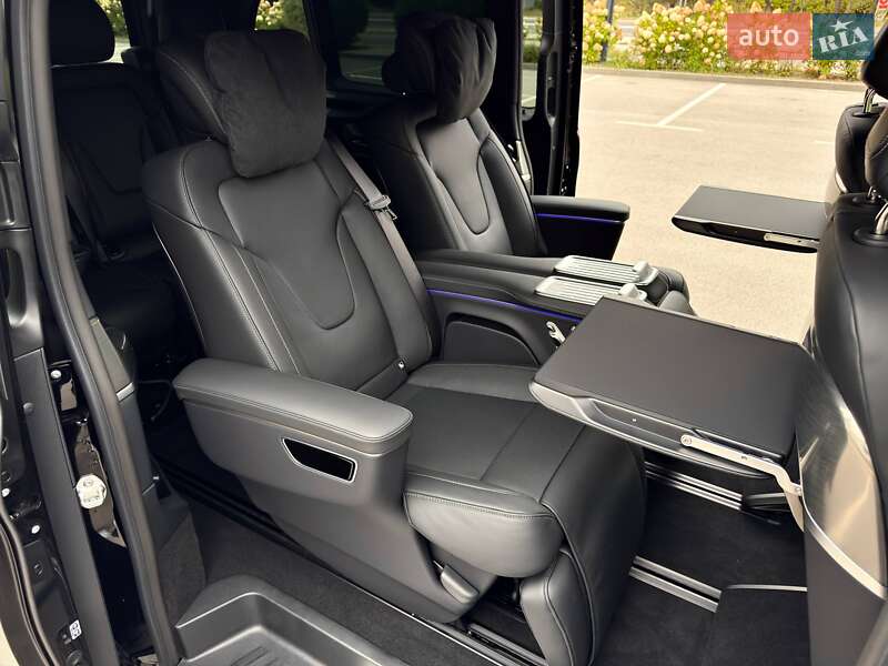 Минивэн Mercedes-Benz V-Class 2025 в Киеве