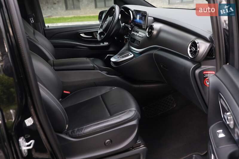 Минивэн Mercedes-Benz V-Class 2020 в Ужгороде
