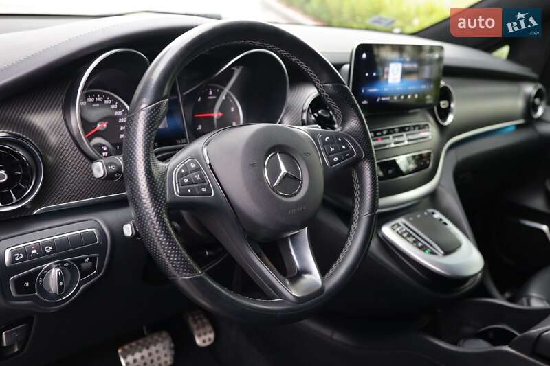 Минивэн Mercedes-Benz V-Class 2020 в Ужгороде