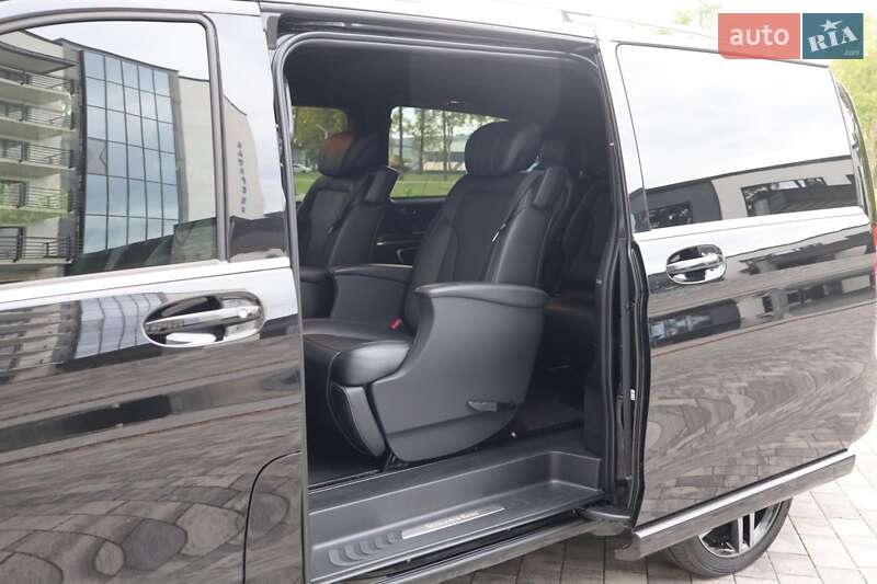 Минивэн Mercedes-Benz V-Class 2020 в Ужгороде