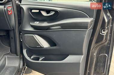 Минивэн Mercedes-Benz V-Class 2018 в 