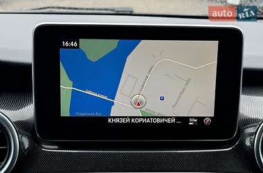 Минивэн Mercedes-Benz V-Class 2018 в 