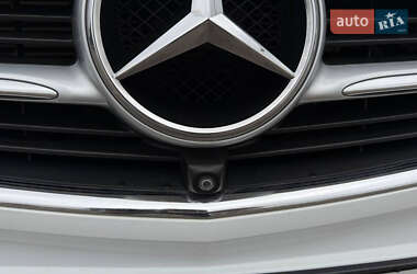 Минивэн Mercedes-Benz V-Class 2016 в 