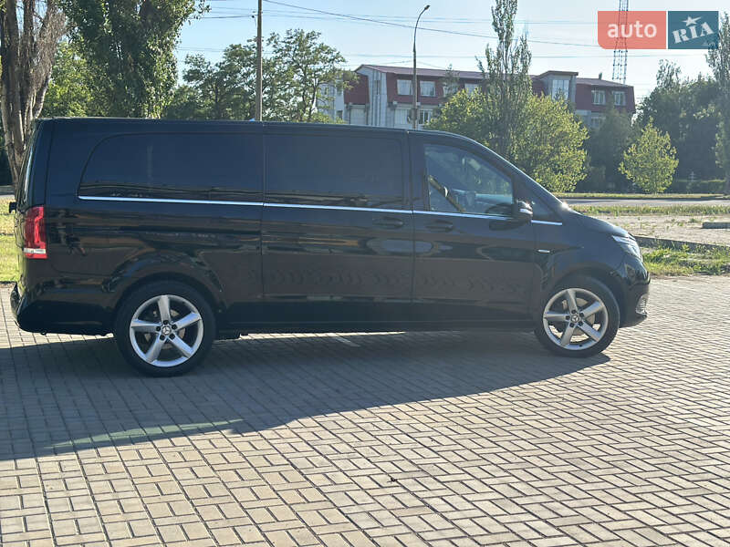 Мінівен Mercedes-Benz V-Class 2015 в Херсоні фото 10 Мінівен Mercedes-Benz V-Class 2015 в Херсоні