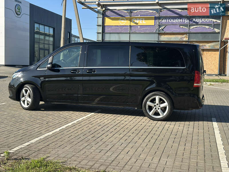 Мінівен Mercedes-Benz V-Class 2015 в Херсоні фото 18 Мінівен Mercedes-Benz V-Class 2015 в Херсоні