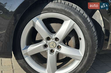 Минивэн Mercedes-Benz V-Class 2015 в  фото 23 Минивэн Mercedes-Benz V-Class 2015 в