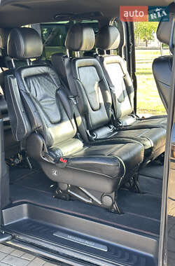 Минивэн Mercedes-Benz V-Class 2015 в  фото 43 Минивэн Mercedes-Benz V-Class 2015 в