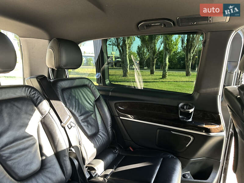 Мінівен Mercedes-Benz V-Class 2015 в Херсоні фото 47 Мінівен Mercedes-Benz V-Class 2015 в Херсоні