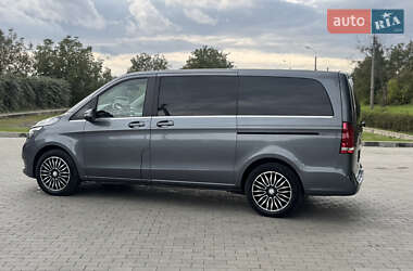 Минивэн Mercedes-Benz V-Class 2017 в 