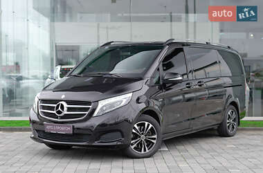 Mercedes-Benz V-Class 2016