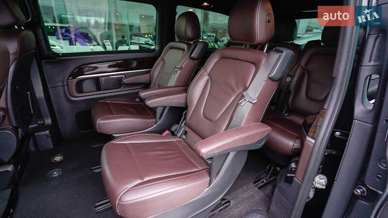 Мінівен Mercedes-Benz V-Class 2016 в Львові фото 36 Мінівен Mercedes-Benz V-Class 2016 в Львові