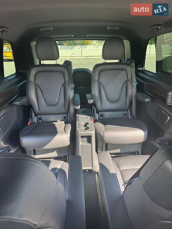 Минивэн Mercedes-Benz V-Class 2020 в Днепре