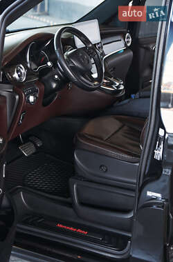Минивэн Mercedes-Benz V-Class 2018 в 